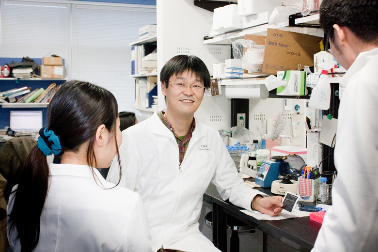 Yoshinori Yoshida and colleagues